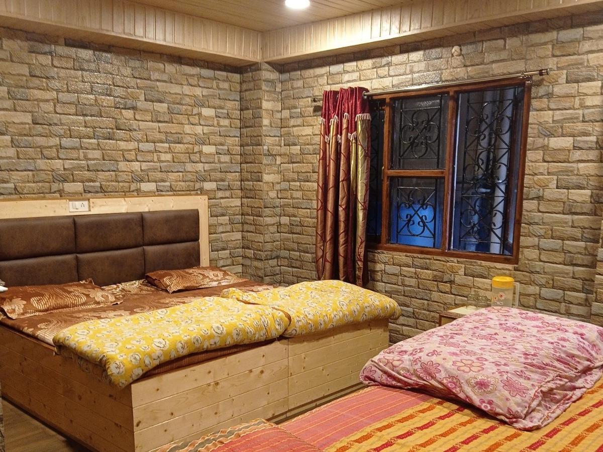 Mehdudia Guest House Šimla Exteriér fotografie