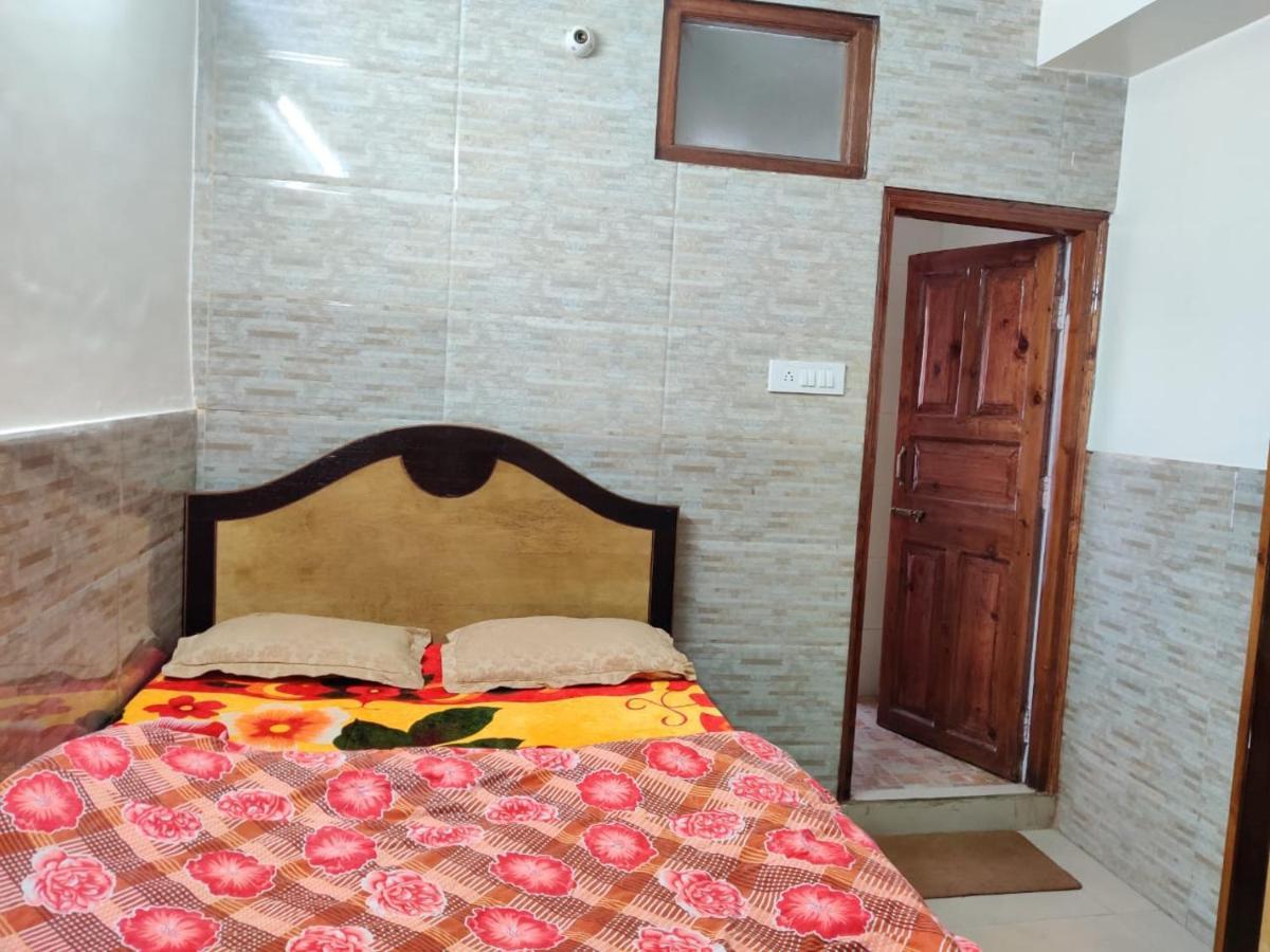 Mehdudia Guest House Šimla Exteriér fotografie