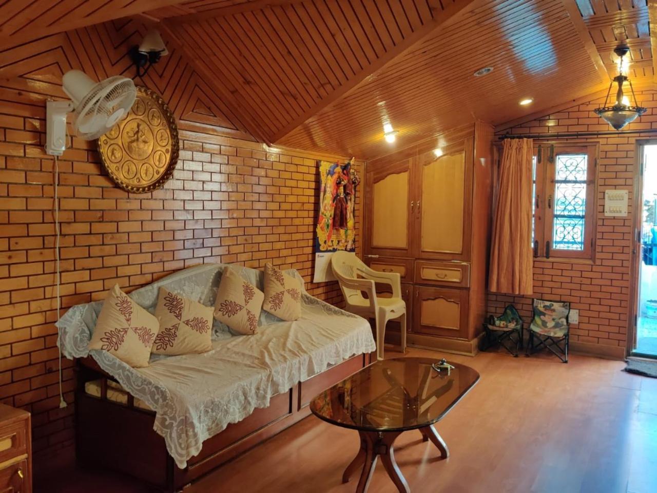 Mehdudia Guest House Šimla Exteriér fotografie