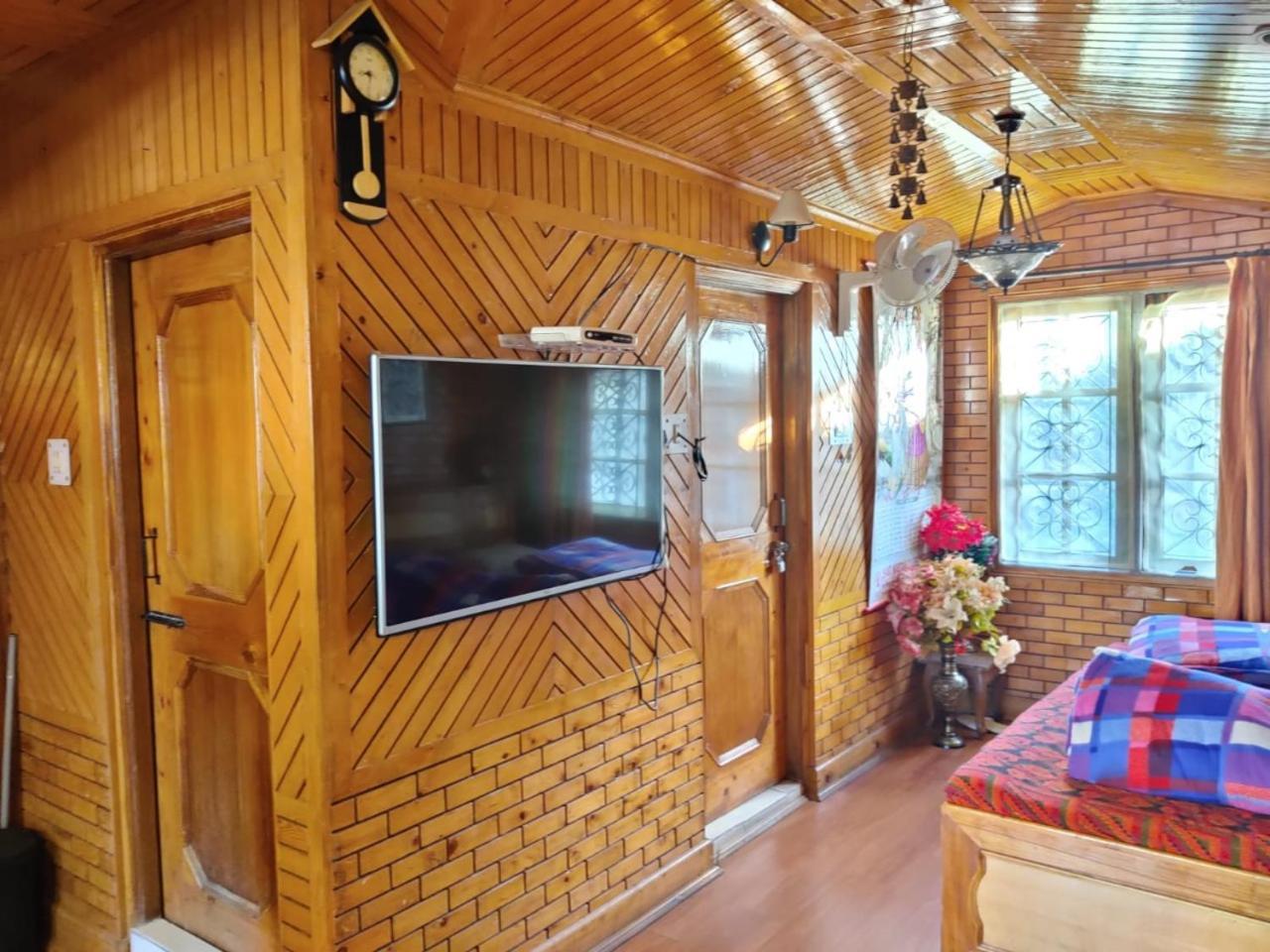 Mehdudia Guest House Šimla Exteriér fotografie